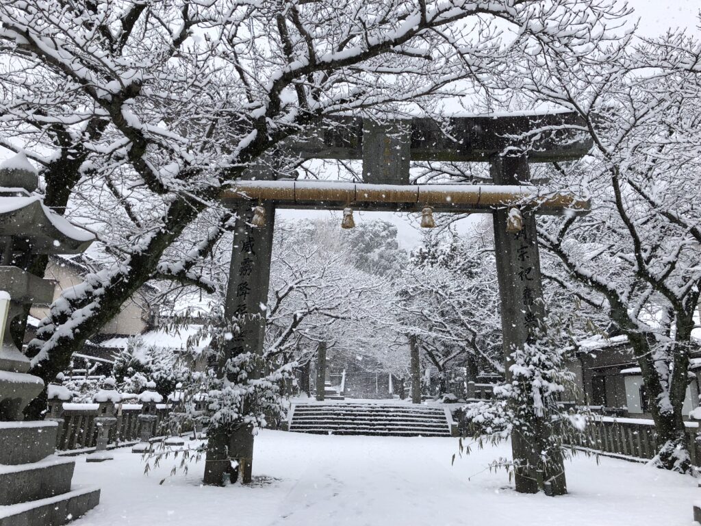 雪の採銅所